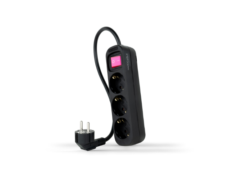 REGLETA PROTECTORA 3 TOMAS CON INTERRUPTOR NEGRO NANOCABLE